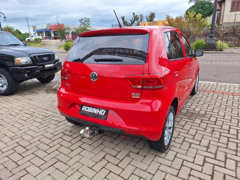 VOLKSWAGEN - FOX - 2015/2015 - Vermelha - R$ 48.900,00