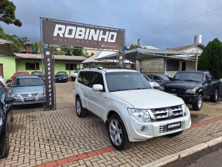 MITSUBISHI - PAJERO FULL - 2013/2013 - Branca - R$ 125.000,00