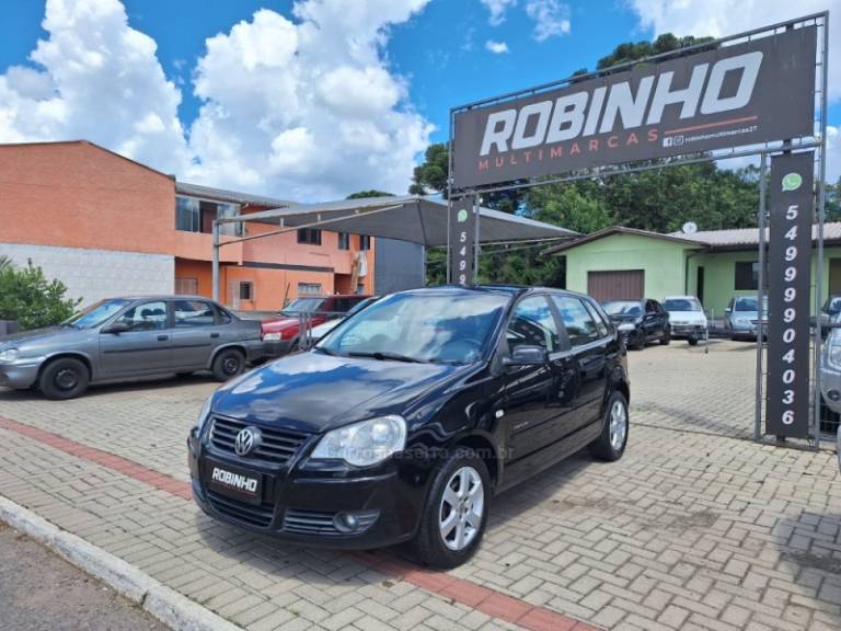 VOLKSWAGEN - POLO - 2008/2008 - Preta - R$ 34.900,00