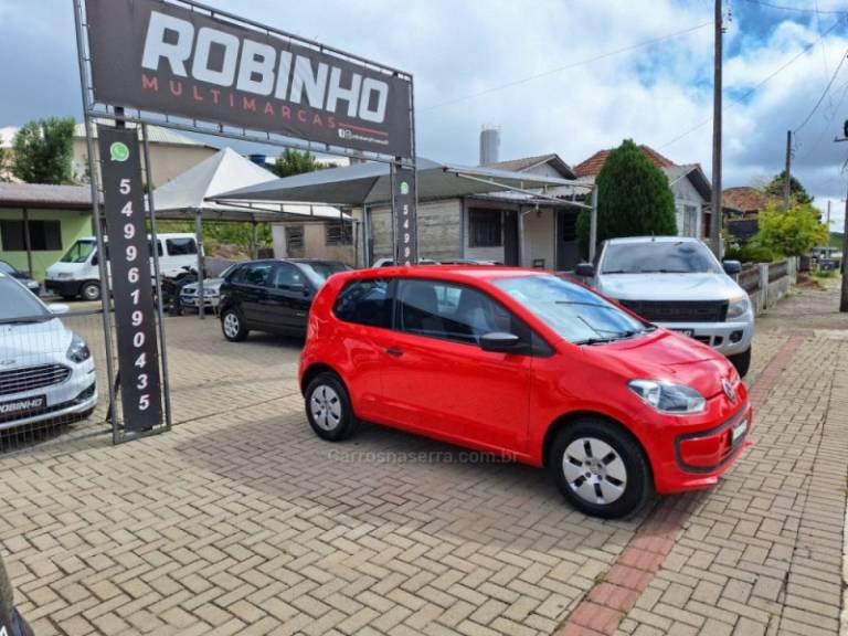 VOLKSWAGEN - UP - 2014/2015 - Vermelha - R$ 35.900,00