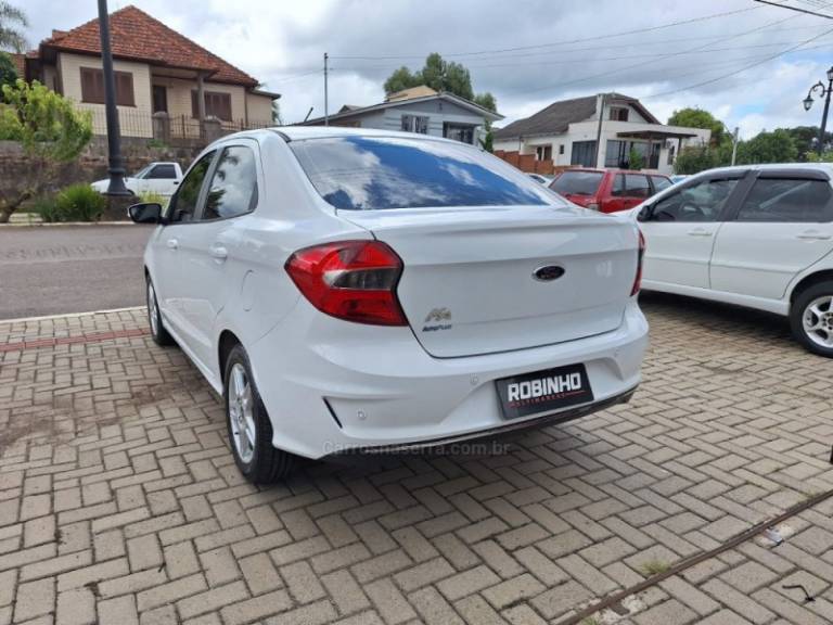 FORD - KA - 2019/2020 - Branca - R$ 64.900,00