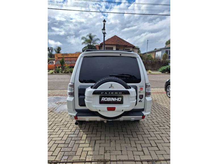 MITSUBISHI - PAJERO FULL - 2013/2013 - Branca - R$ 125.000,00