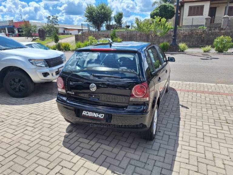 VOLKSWAGEN - POLO - 2008/2008 - Preta - R$ 34.900,00