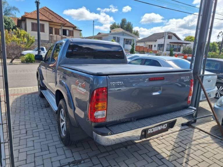 TOYOTA - HILUX - 2008/2009 - Azul - R$ 114.900,00